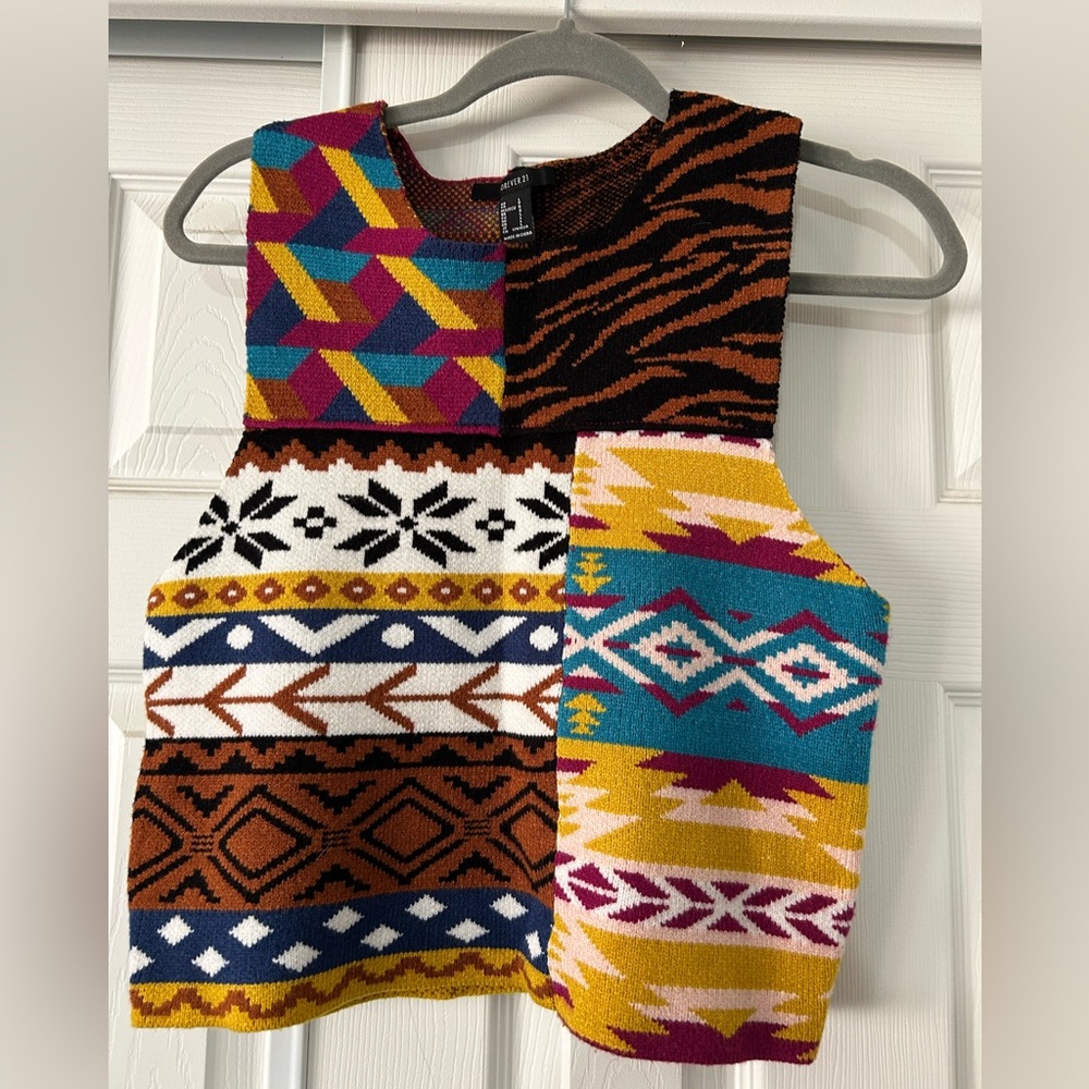 Forever 21 Multicolor Patterned Sweater Vest